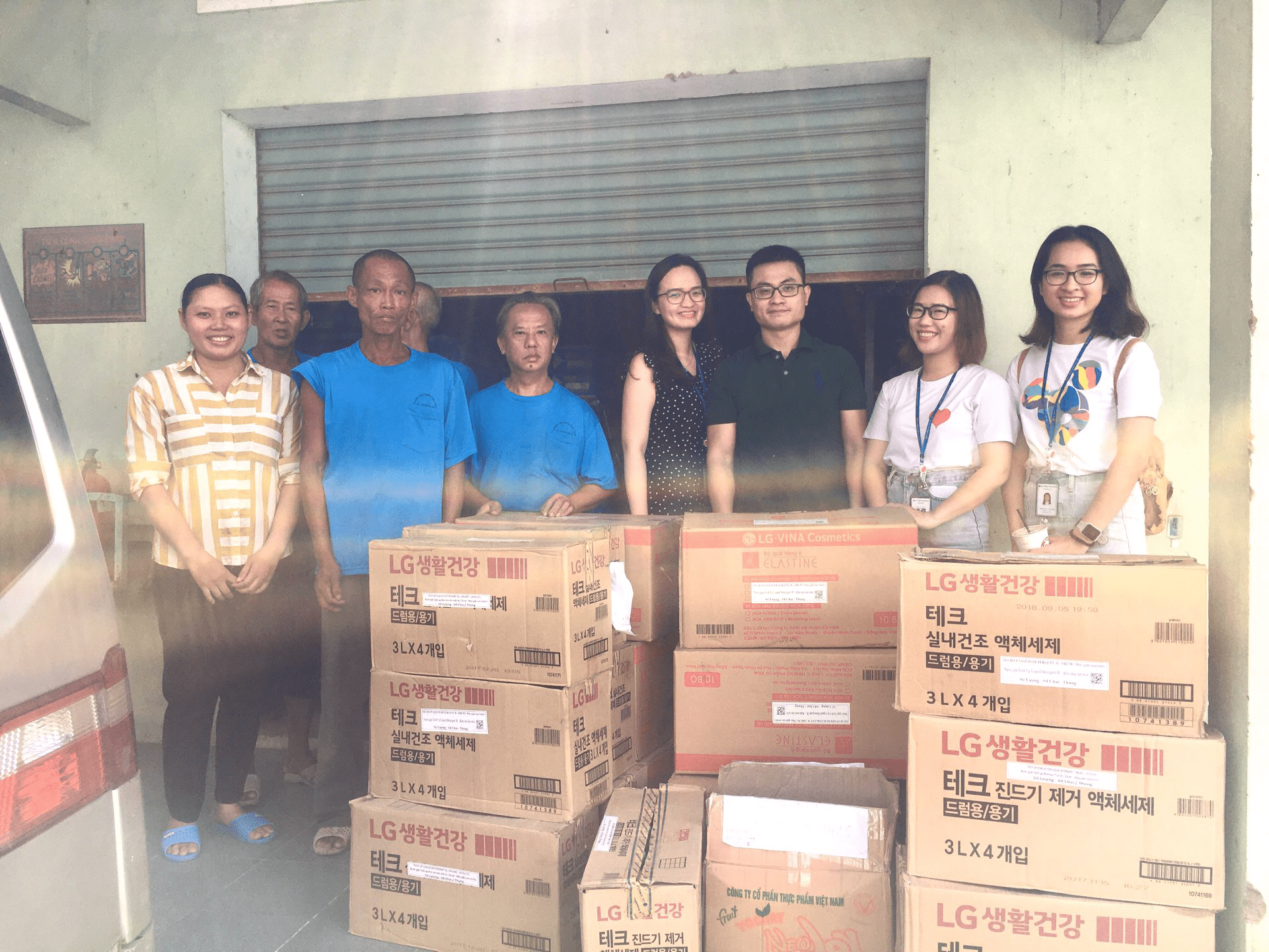 Món quà của tình yêu thương